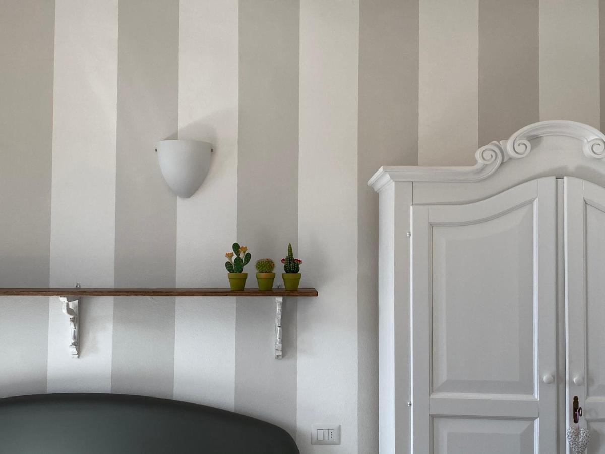 Residenza La Pianca Apartment Musso Bagian luar foto
